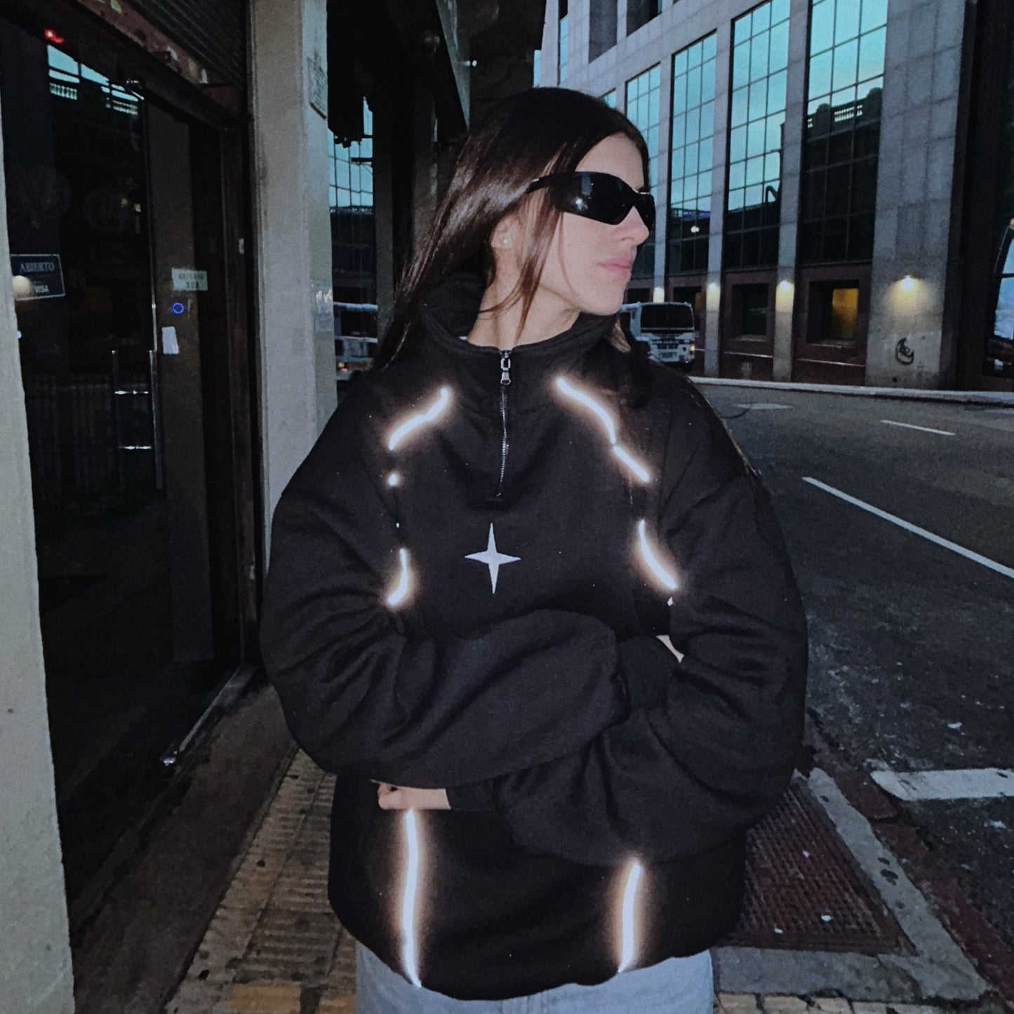 Drop 5 - Sweatshirt